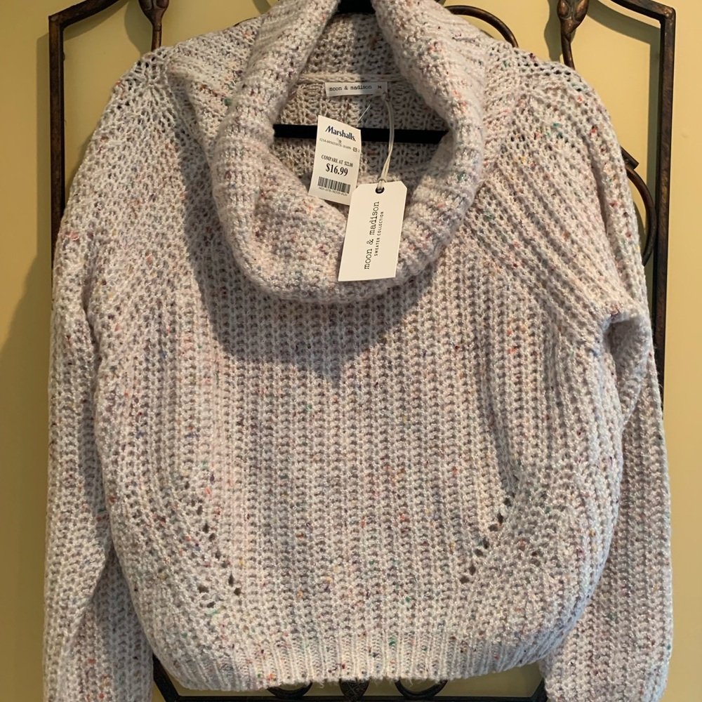 Cowl neck sweater - Picture 2 of 3